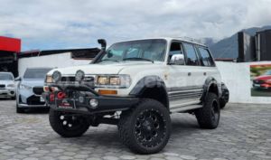 foto de Autos marca Toyota seminuevo modelo Land Cruiser año 1992