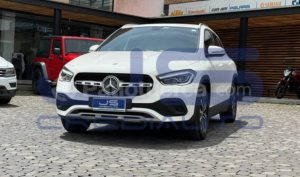 foto de Autos marca Mercedes Benz seminuevo modelo GLA 200 año 2021
