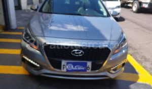 foto de Autos marca Hyundai seminuevo modelo Sonata Hybrid año 2016 en Quito