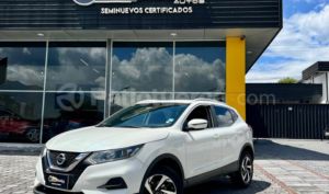 foto de Autos marca Nissan seminuevo modelo Qashqai sense año 2020 en Quito