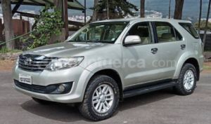 foto de Toyota Fortuner 2.7 2013