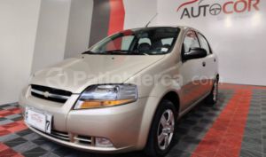 foto de Autos marca Chevrolet seminuevo modelo Aveo Family año 2017 en Quito