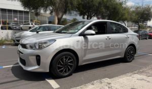 foto de Autos marca Kia seminuevo modelo Rio año 2021