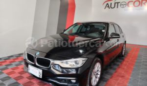 foto de Autos marca BMW seminuevo modelo 318i año 2018 en Quito