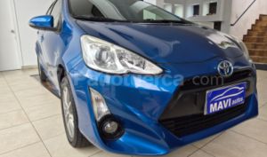 foto de Autos marca Toyota seminuevo modelo Prius C Sport año 2018 en Quito
