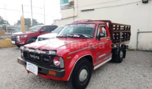 foto de Autos marca Toyota seminuevo modelo Stout año 1992