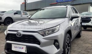 foto de Autos marca Toyota seminuevo modelo RAV4 LIMITED año 2020 en Cuenca
