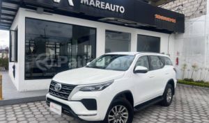 foto de Autos marca Toyota seminuevo modelo Fortuner 2.7 año 2022