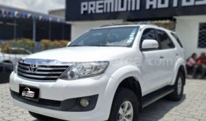 foto de Autos marca Toyota seminuevo modelo Fortuner año 2013