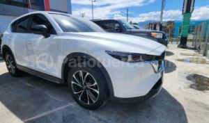 foto de Autos marca Mazda seminuevo modelo CX-5 Active año 2023 en Cuenca