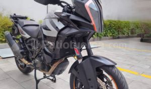 foto de Motos marca KTM seminuevo modelo 1290 SUPER ADVENTURE S año 2020