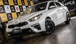 foto de Autos marca Kia seminuevo modelo Cerato año 2021 en Quito
