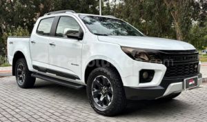 foto de Autos marca Chevrolet seminuevo modelo COLORADO HIGH COUNTRY año 2021 en Ambato