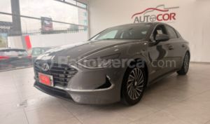 foto de Autos marca Hyundai seminuevo modelo Sonata Hybrid año 2023 en Quito