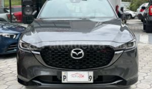 foto de Autos marca Mazda seminuevo modelo CX5 AWD KURO EDITION año 2024 en Quito