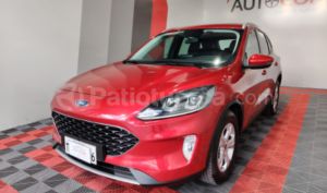 foto de Autos marca Ford seminuevo modelo Escape Trend año 2022 en Quito