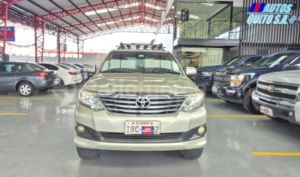 foto de Autos marca Toyota seminuevo modelo Fortuner año 2014 en Quito