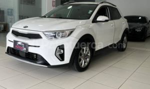 foto de Autos marca Kia seminuevo modelo Stonic LX año 2021