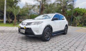 foto de Autos marca Toyota seminuevo modelo NEW RAV4 AC 2.0 5P año 2015