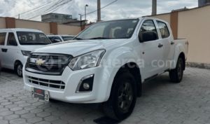 foto de Autos marca Chevrolet seminuevo modelo D-MAX CRDI 2.5 CD 4X2 TM DIESEL año 2023