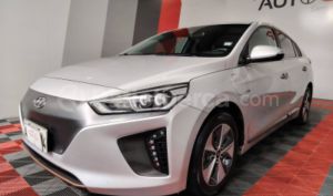 foto de Autos marca Hyundai seminuevo modelo IONIQ 88 KW año 2017 en Quito