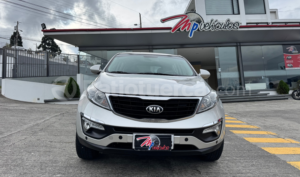 foto de Autos marca Kia seminuevo modelo SPORTAGE GL año 2021 en Loja