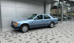 foto de Autos marca Mercedes Benz seminuevo modelo 280E año 1993 en Quito