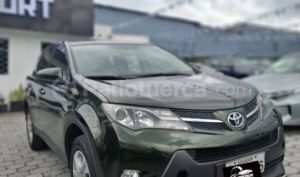 foto de Autos marca Toyota seminuevo modelo NEW RAV 4 año 2013 en Quito