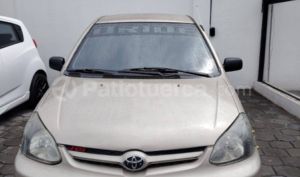 foto de Autos marca Toyota seminuevo modelo Yaris año 2005 en Quito