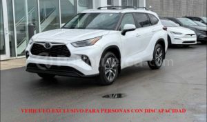 foto de Autos marca Toyota seminuevo modelo Highlander año 2023 en Balao