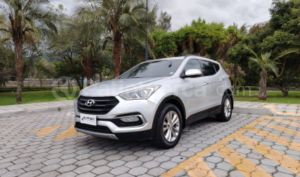 foto de Hyundai Santa Fe 4x2 2017