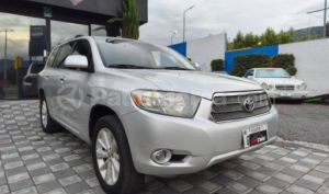 foto de Autos marca Toyota seminuevo modelo Grand Highlander Hybrid Limited año 2010 en Quito