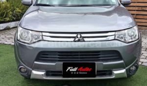 foto de Autos marca Mitsubishi seminuevo modelo Outlander año 2015 en Quito