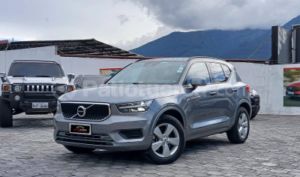 foto de Autos marca Volvo seminuevo modelo XC40 T4 año 2019