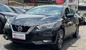 foto de Autos marca Nissan seminuevo modelo Versa año 2023