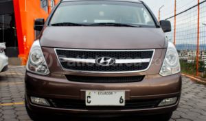 foto de Autos marca Hyundai seminuevo modelo H1 12 pasajeros año 2016 en Ambato