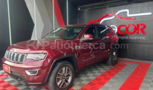foto de Autos marca Jeep seminuevo modelo Grand Cherokee Laredo año 2019
