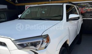 foto de Autos marca Toyota seminuevo modelo 4Runner SR5 año 2015