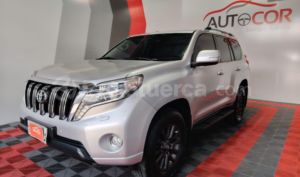 foto de Autos marca Toyota seminuevo modelo Land Cruiser VX año 2017