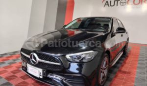 foto de Autos marca Mercedes Benz seminuevo modelo C300 AMG LINE año 2022 en Quito