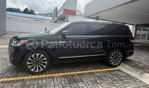 foto de Autos marca Lincoln seminuevo modelo Navigator año 2022 en Quito