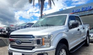 foto de Autos marca Ford seminuevo modelo F150 XLT 4X4 año 2018