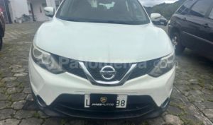 foto de Autos marca Nissan seminuevo modelo Qashqai sense año 2015 en Loja