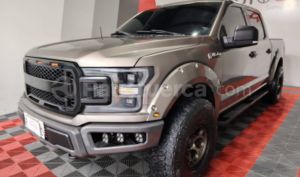 foto de Autos marca Ford seminuevo modelo F150 XLT 4X4 año 2018