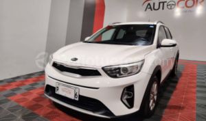 foto de Autos marca Kia seminuevo modelo Stonic LX año 2021