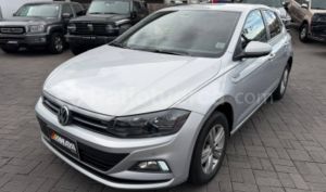foto de Autos marca Volkswagen seminuevo modelo POLO CONFORTLINE año 2022 en Ambato