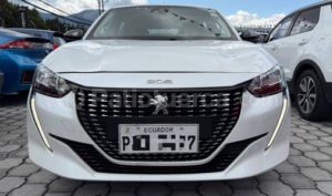 foto de Autos marca Peugeot seminuevo modelo 208 año 2023