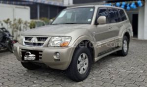 foto de Autos marca Mitsubishi seminuevo modelo Montero Blister año 2004