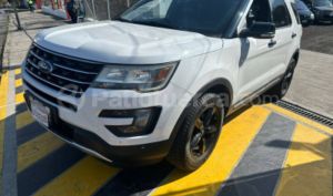 foto de Autos marca Ford seminuevo modelo Explorer XLT año 2016