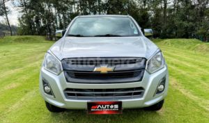 foto de Autos marca Chevrolet seminuevo modelo D-max Crdi 2.5 CD 4x4 TM Diesel año 2022 en Otavalo